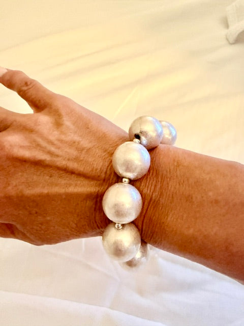 Eternal Silver Beaded Bracelet